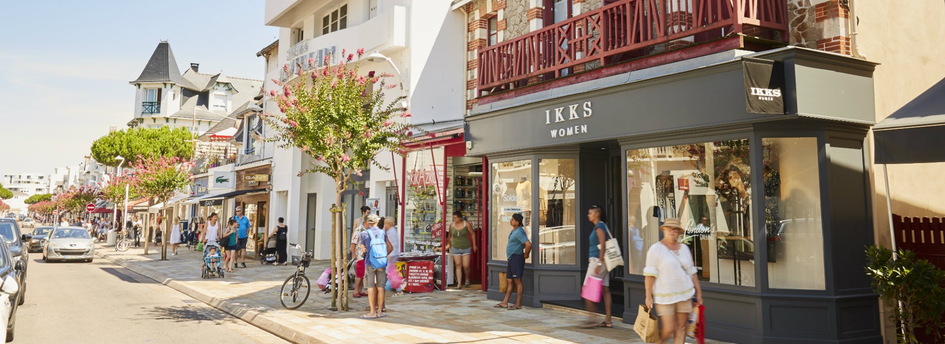 Shopping - Avenue de Gaulle La Baule - Alexandre Lamoureux