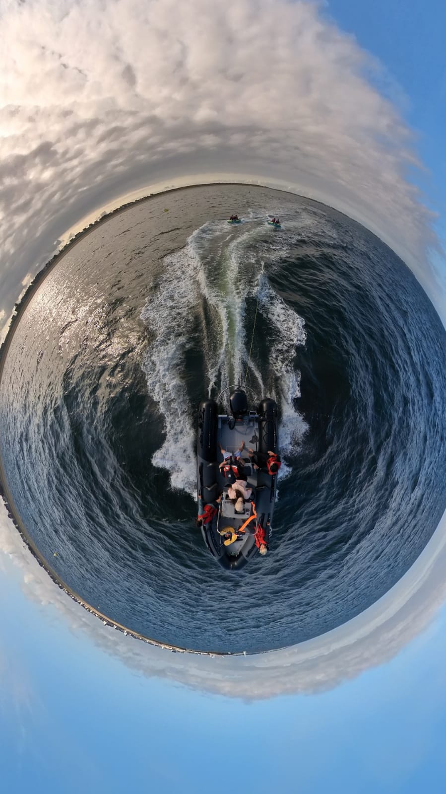 Gliss & Wave à La Turballe bouée tractée activité nautique