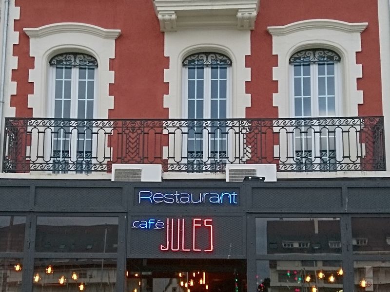Restaurant Le Café Jules Brasserie, Grill, Restaurant traditionnel