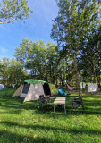 Emplacement tente - Camping Les Chalands Fleuris - Saint-André-des-Eaux
