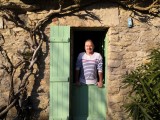 Hôte à la fenêtre de la porte - Chambre d'hôtes BrAd en Brière - Saint-Lyphard