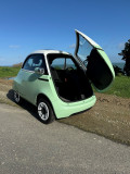 Locatourisle - Location de voiture - Le Palais - Belle Ile en Mer - Microlino