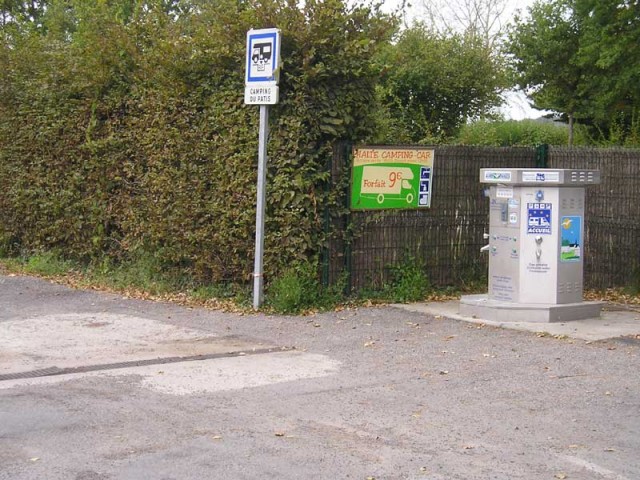 Aire de services de La Roche-Bernard