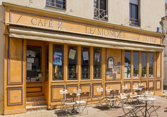 Café Le Mondés Le Pouliguen - Façade Hôtel bar