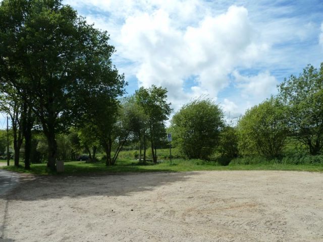 Parking camping cars Port du Vivier proche de Saint Nazaire
