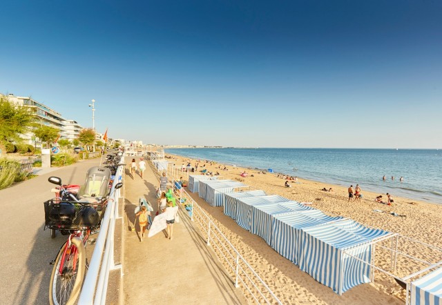 'Avenue Grande Dune' beach