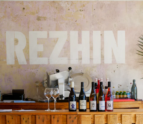 Rezhin - cave et bar à vin - Mesquer-Quimiac