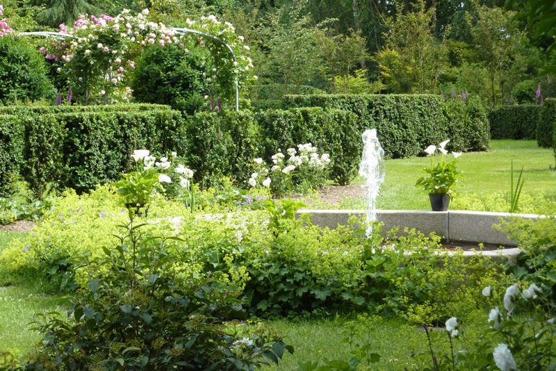 01-jardins-kermoureau-herbignac-jet-eau-