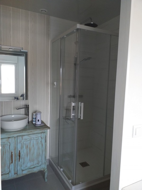 Chambre d'hôtes chez Mme thobie la turballe - salle de douche