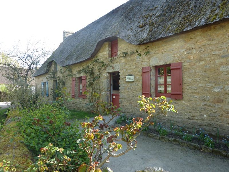 La Chaumière des Saveurs et de l'Artisanat - Village de Kerhinet