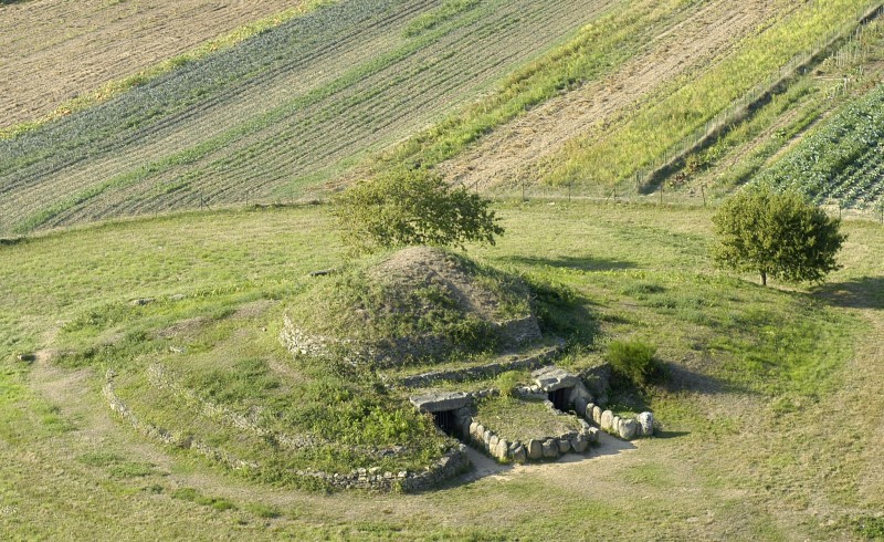 le-tumulus-de-dissignac-credit-d-macel-1575234