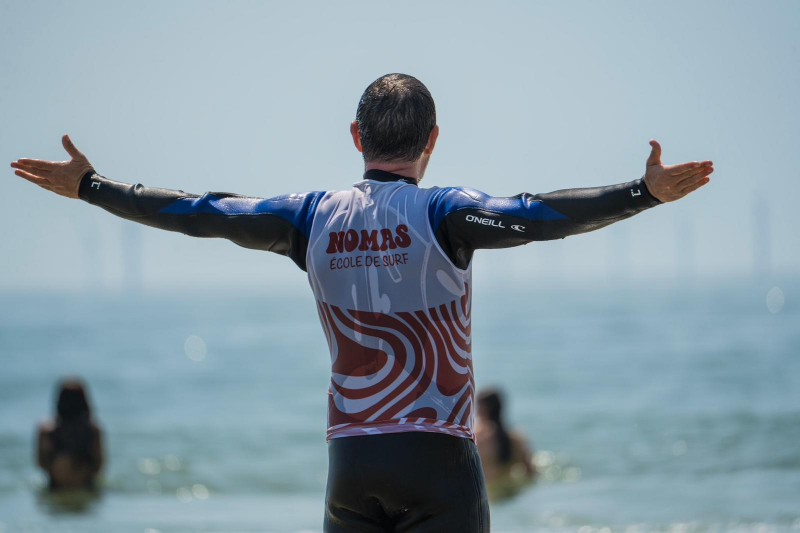 Nomas école de surf - Batz sur mer Nomas école de surf - Batz sur mer