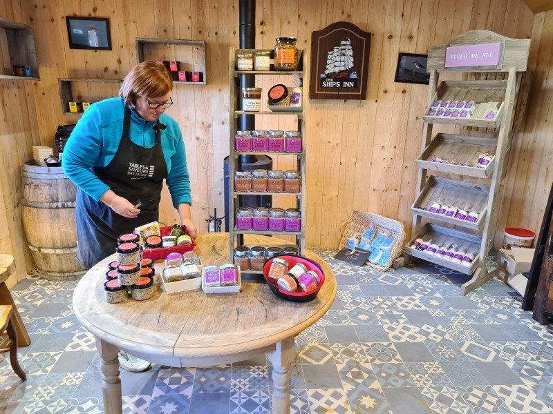 photo-boutique-Maison Charteau Saint Molf