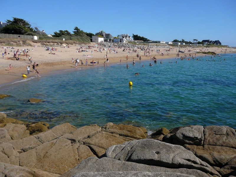 Plage de Ker Elisabeth à La Turballe, vue d'ensemble de la plage de sable fin