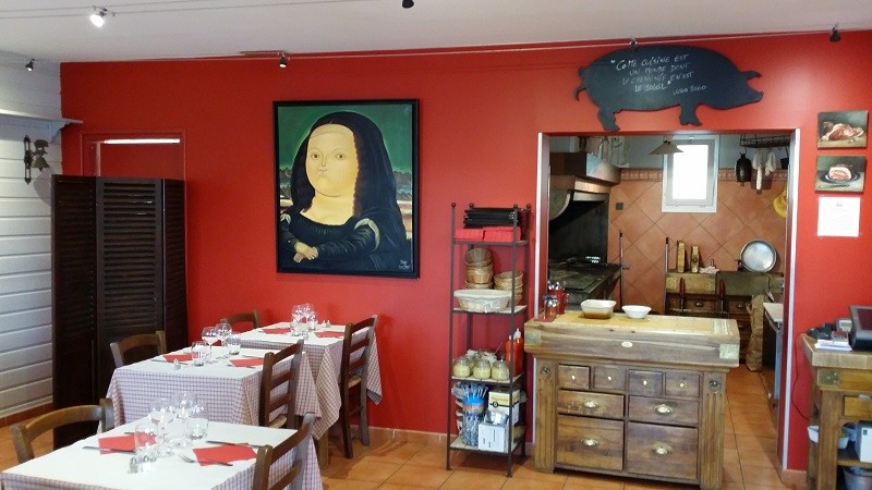 Restaurant Chez Monsieur Cochon - Salle avec vue sur cuisine - Herbignac