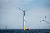 Visite de la base de maintenance du parc en mer à la turballe