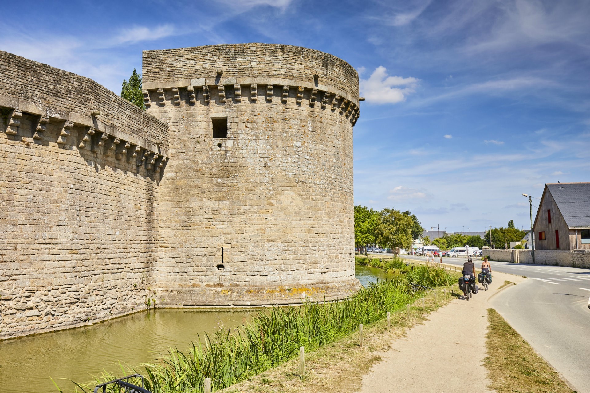 A vélo le long des remparts de Guérande