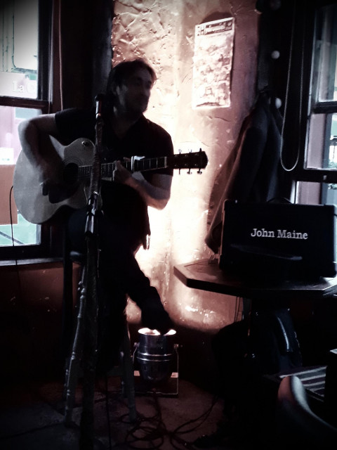 Concert John MAINE