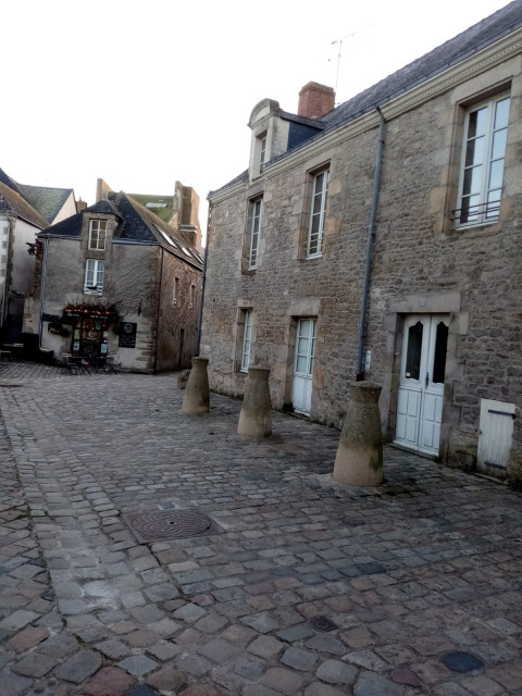 L'entrée par la Place du Vieux Marché - Gîte 2 personnes - Le vieux Marché