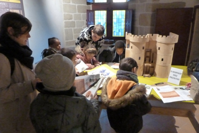 visite guidée scolaire Guérande garde à la Porte Saint-Michel