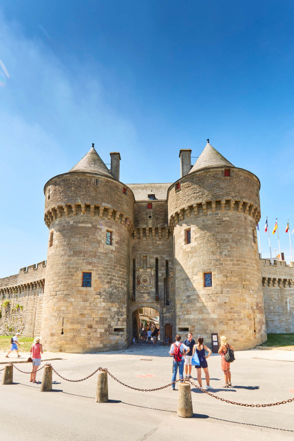 Visite scolaire de la Porte Saint-Michel de Guérande