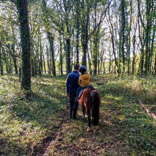 Balade à poney - Base de loisirs - St Lyphard