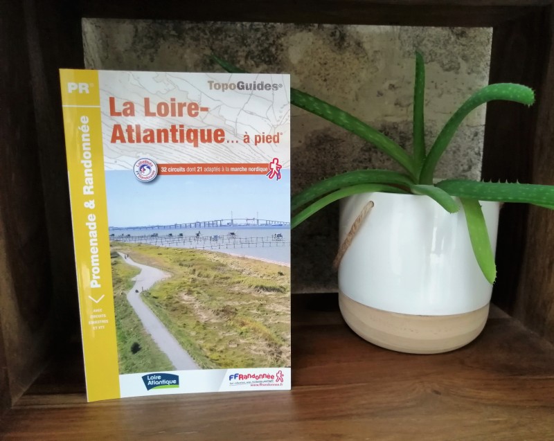 Boutique en ligne - Topo guide La Loire-Atlantique à pied - Office de Tourisme La Baule-Presqu'île de Guérande