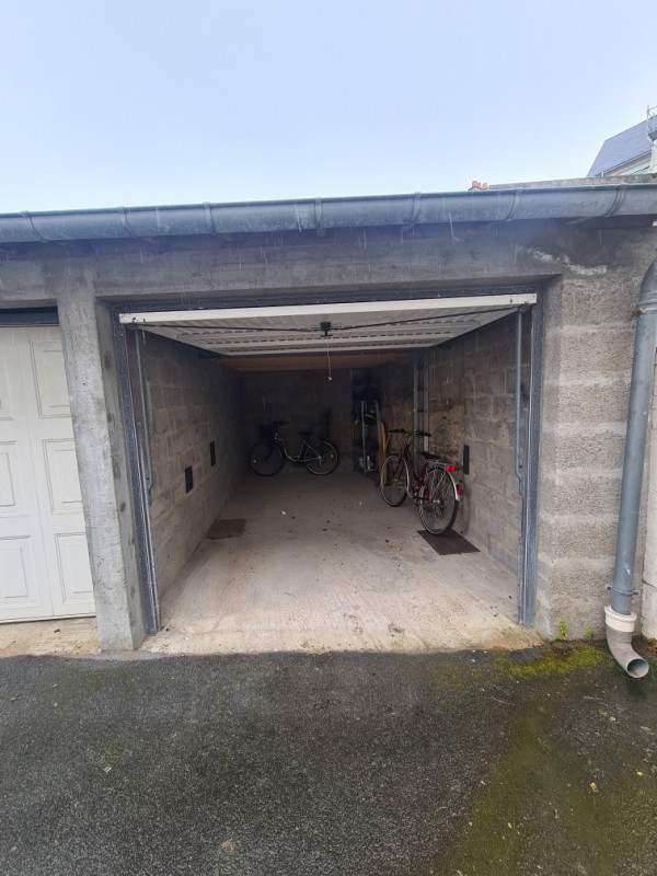 garage-2573194