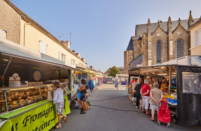 The Herbignac market
