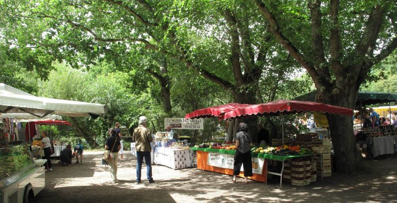 Marché du terroir à Kerhinet - Parc Naturel Régional de Brière et association Terroirs 44