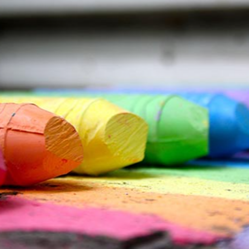  « Suis du doigt »