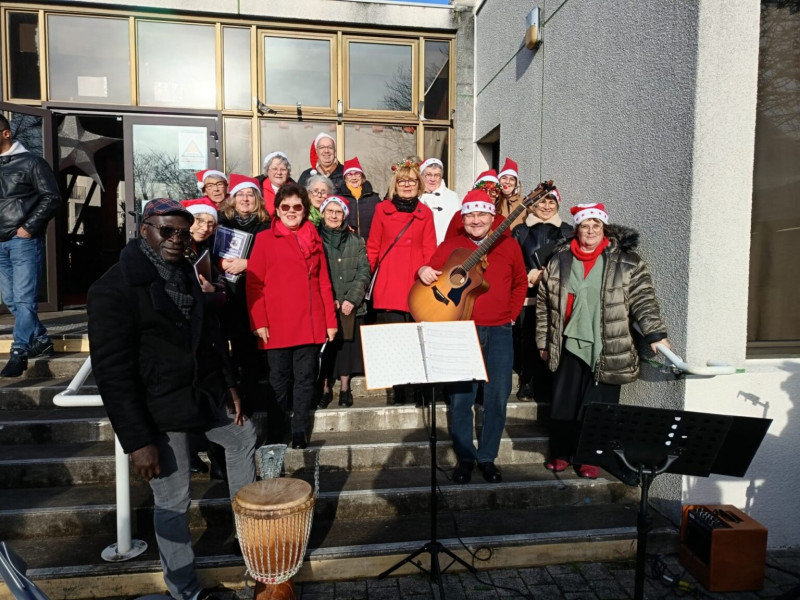 Village de Noël de Kerhinet Chorale Bella Song