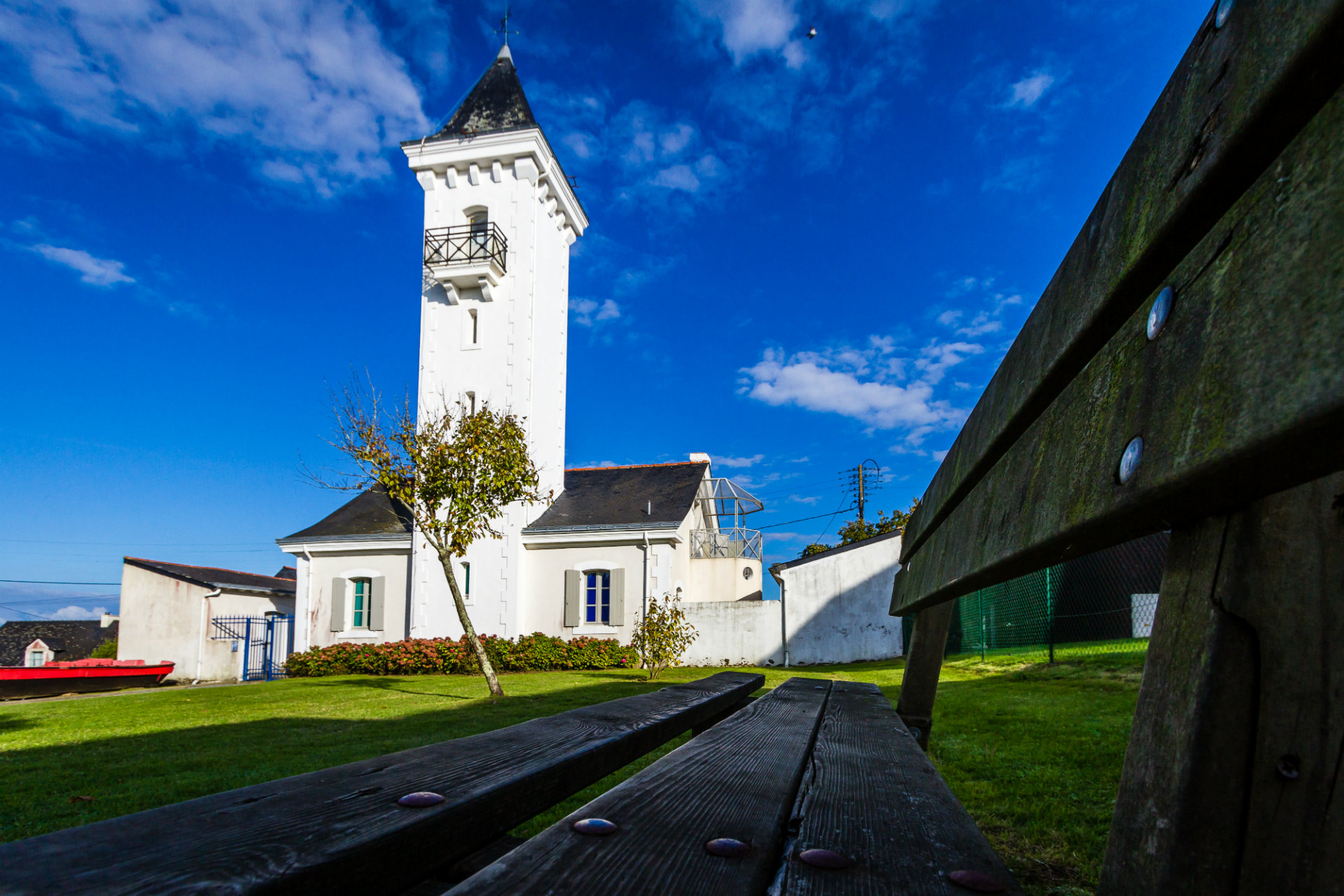 Der alte Leuchtturm von Pénestin - © Sébastien Blond